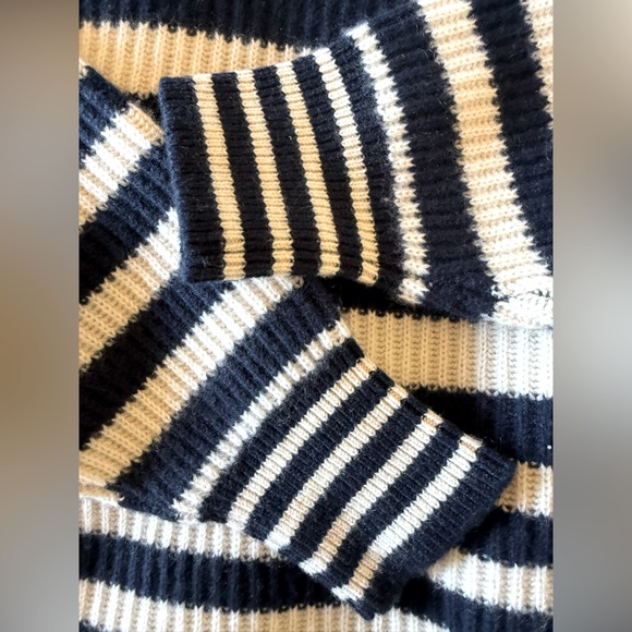 J CREW Navy/Cream stripe 100% cashmere crewneck sweater size SMALL - Picture 7 of 9